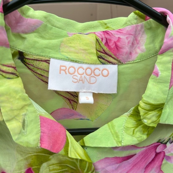 NWOT Rococo Sand Ren Button Up Top in Multi - Picture 4 of 8